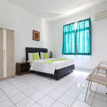 Hotel Huswah Airport Tangerang Zewnętrze zdjęcie